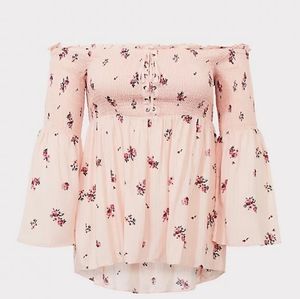 NWOT Torrid Off shoulder Pink Blouse Size 4